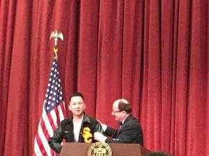 Professor Viet Nguyen receives award