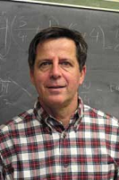 Headshot of Henryk Flashner