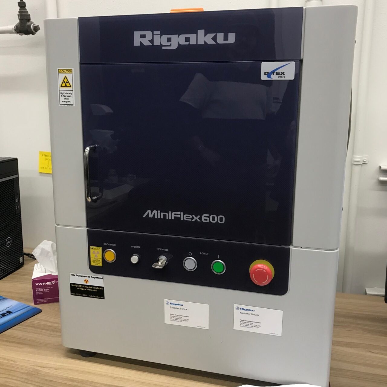 Rigaku Miniflex 600 - Department of Chemistry