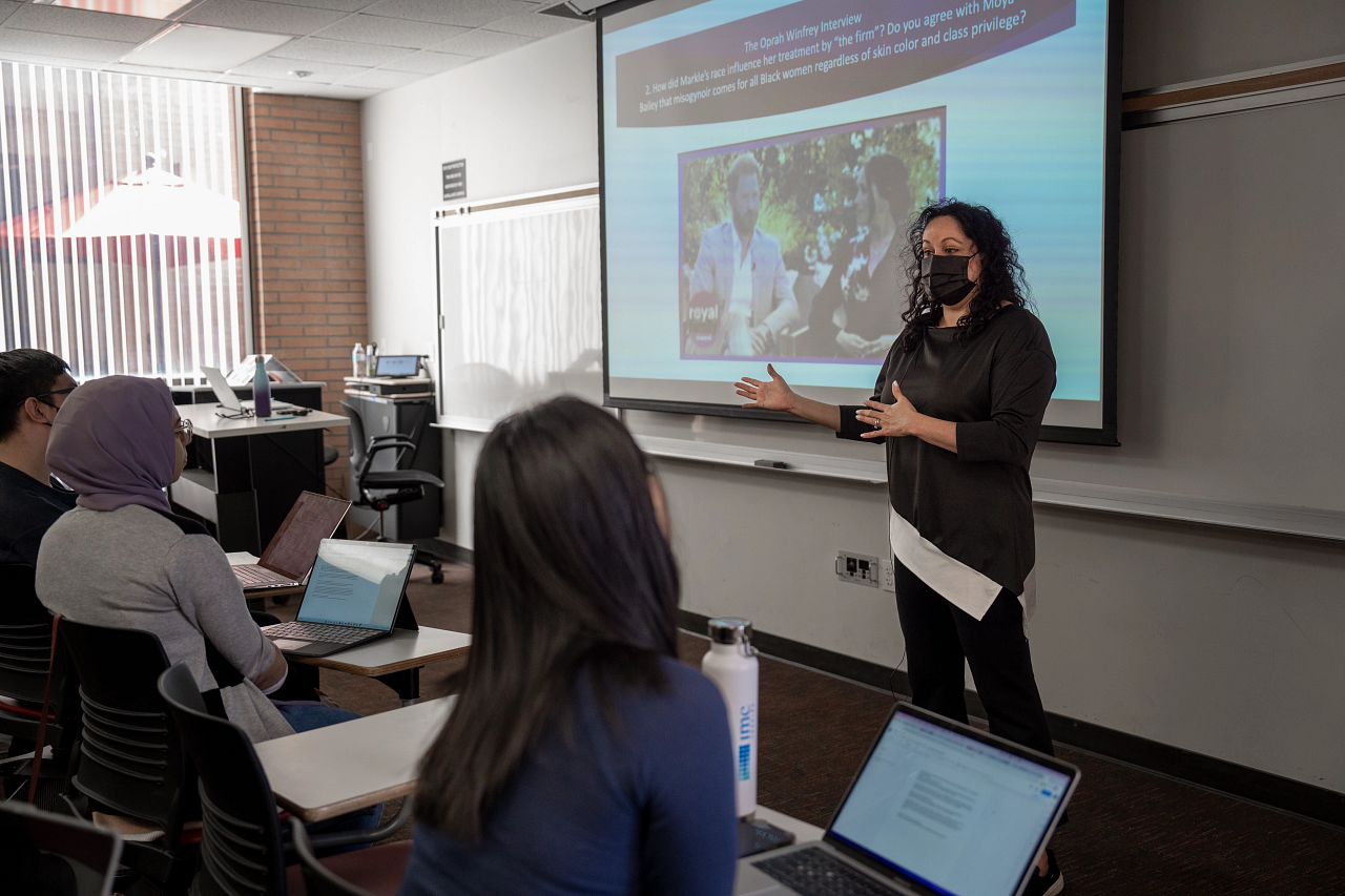 USC professor teaching students in an American Studies class