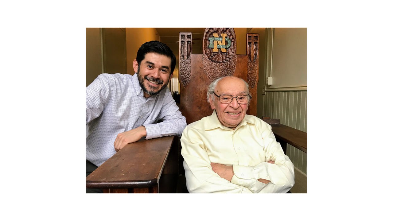 Leo Guardado, con Gustavo Gutiérrez