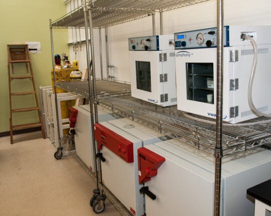Facilities used by Melot Research group.