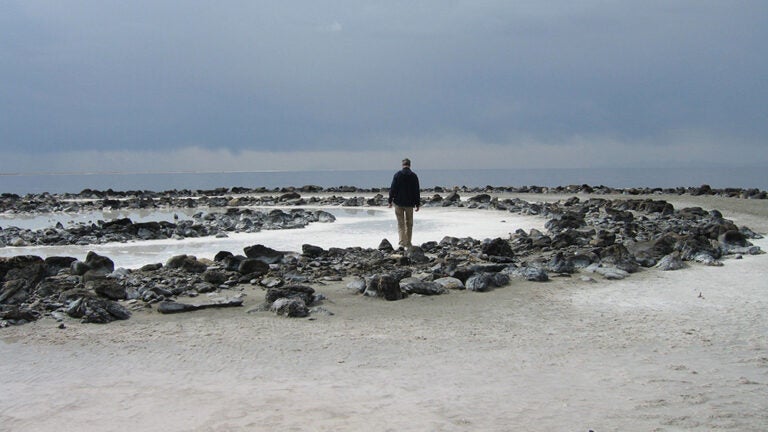 USC Dornsife Writer in Residence Geoff Dyer publishes White Sands