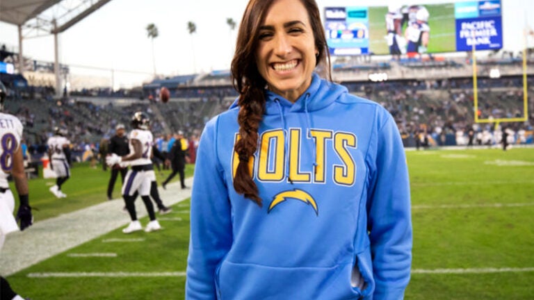 Alumna makes sure NFL players get the nutrition they need