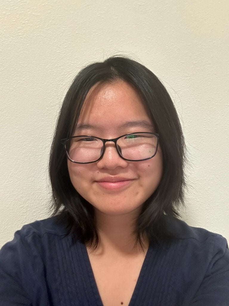 Ruoer (Kelly) Su Headshot