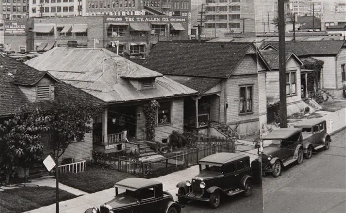 Book cover: Los Angeles