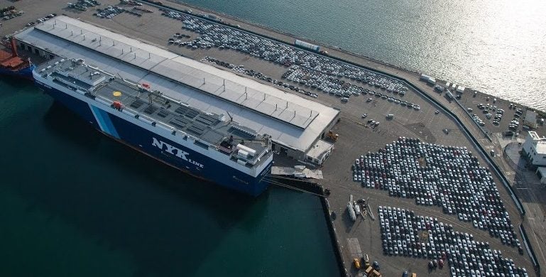 An example of a breakbulk terminal on Pier F at the POLB that can accommodate RoRo vessels (left)