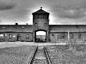 Photo of the entrance to the Nazi concentration camp Auschwitz-Birkenau